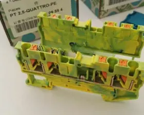 2.5-quattro-pe Phoenix Contact 3209594 50pcs/new In Box Pt Ground Terminal