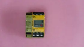 772030 Pilz 772001 Mmc1p Pnoz Mm0.1p And Eth Modules Lot
