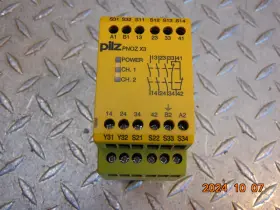 774316 Pilz Pnox X3 Safety Relay