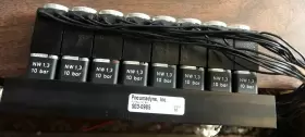 M10-125-8 Pneumadyne Inc Eight Nw 1.3 10 Bar Directional Valves On An Manifold #2