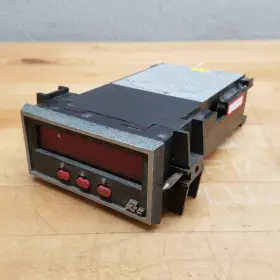 Imp23163 Red Lion Controls Process Meter 115/230vac 50/60hz 14va - Used