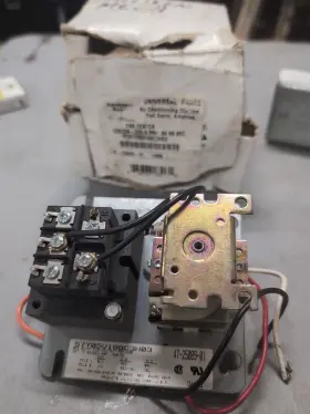 47-25089-01 Rheem Fan Center / 472508901 Universal Parts