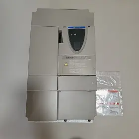 Atv71hd11m3x Schneider - Altivar 71 Drive 11kw 15hp Never Used Open Box Wysiwyg