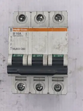 24148 Schneider Electric Circuit Breaker B 16a Multi 9 C60 Merlin Gerin
