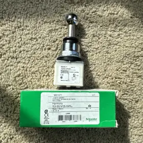 9001k71 Schneider Electric New Joystick Controller