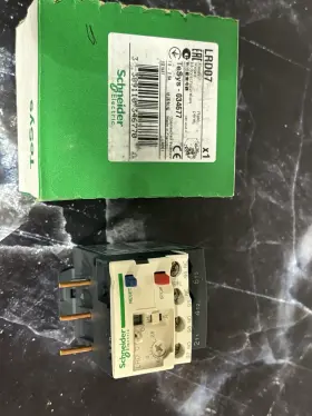 Tesys-034677 Schneider Electric Lrd07 Relay