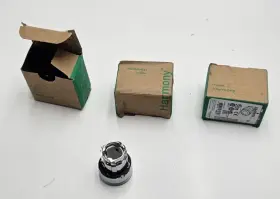 Zb4bw33 Schneider Electric Qty 3 Harmony 22mm Illuminated Green Push Button