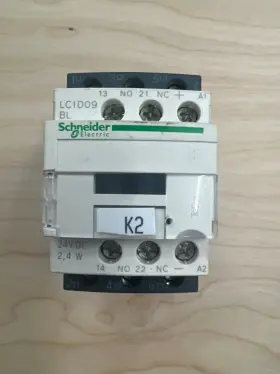 Lc1d09bl Schneider Electric Contactor 24v 3pole 9a