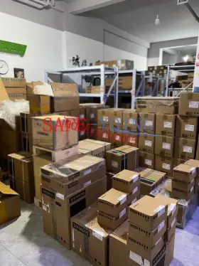 1fk7060-5af71-1ag2 Siemens 1pcs New Servo Motor 1fk7 060-5af71-1ag2