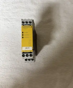 3tk2823-1cb30 Siemens Sirius Safety Relay Module