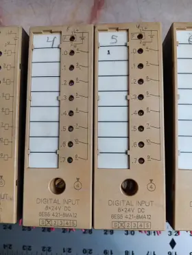 441-8ma11 Siemens Simatic 2 6es5 Output 4 Input Modules #3