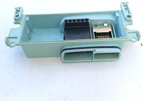 Pbt-gf30-fr Siemens A5e00995501 - E200 Slot Rack Mount