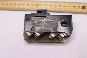 F10nocl Siemens Right Hand Mount Auxiliary Interlock 600vac