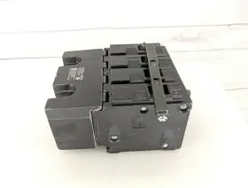 Q2175bh Siemens 175a 4 Pole 120/240-volt 22k Type Qpph Circuit Breaker #3