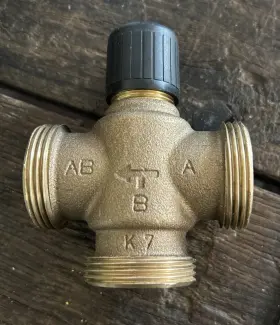 Vxp45.25-6.3 Siemens Control Valve New No Box