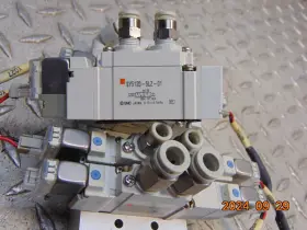 Sy5320-5lz-01 Smc Sy5120-5lz-01 5pv24 And Solenoid Valve Manifold Block #2