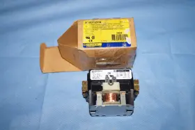 8910dp32v14 Square D Definite Purpose Contactor 30amp 2 Pole 24v
