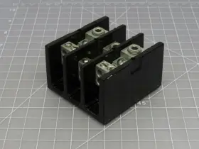 9080lba362104 Square D 9080 Lba362104 Distribution Block 3-pole 600v 175a T171598