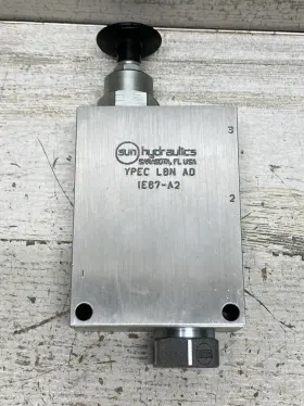 1e87-a2 Sun Hydraulics Ypeclbnad Pilot Check Valve Manifold New