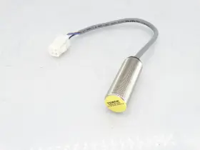Bi8-g18-ap6x-0.2 Turck Bi8-g18-ap6x-0.2/cs11243 Sensor