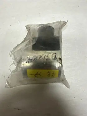 300aa00122a Vickers Solenoid Coil New #3