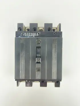 1532398-a Westinghouse 1532398a 3 Pole 25 Amp E-7819 Crack/chip