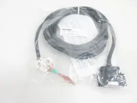 Jzsp-csi01-3-e Yaskawa 3 Meter Servo Signal Conversion Cable / Cordset