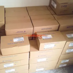 Sgdv-02a12ay27 Yaskawa 1pcs New Servo Drive Sgdv02a12ay27
