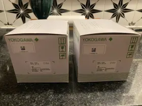 Up55a-012-11-00 Yokogawa 2 New In Box Controllers