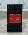Banner Engineering ES-TN-1H5 (e-stop) Safety Module Powers On. Fixed Price $360.00.