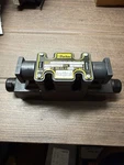 Parker D1VW004CNYCH Brand New Fast Shipping. Fixed Price $250.00.