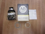 Allen Bradley 800T-J2KD7B Selector Switch 800TJ2KD7B W/(2) 800T-XA Series (pac. Fixed Price $292.51.