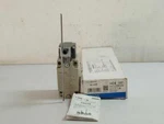 Omron D4B-4117N Limit Switch D4B4117N / 2A 400V D4B-0010N. Fixed Price $84.55.