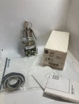 Allen Bradley 800T-H4808A Selector Switch 2 Pos Spring Ret Fr Right Series Nib. Fixed Price $199.99.