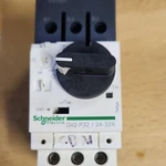 #91 Schneider Electric GV2-P32 Manual Motor Starter 24-32A Toggle Open Iec. Fixed Price $26.00.