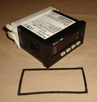 Dynisco DYN140040300 Process Controller New. Fixed Price $1899.99.