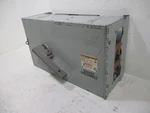 Ite V7F3204 Amp 240V 3-POLE Fused Vacu-break Panelboard Switch Gould. Fixed Price $133.00.