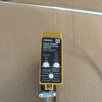 Omron E3A2-R3M4T Photoelectric Switch Dc Spdt Solid State Cable Panel Mount. Fixed Price $350.00.