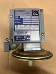 New Square 9012 GAW-1 Ser B Industrial Pressure Switch. Fixed Price $200.00.
