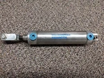 Mannesmann Rexroth Cylinder M-15DP-40, Af. Fixed Price $23.00.