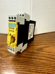 Siemens 3RK3221-1AA10. Fixed Price $200.00.