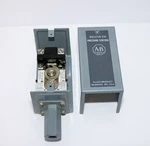 New Allen-bradley 836-C12 Pressure Switch 1300 Psi Max. Fixed Price $334.99.